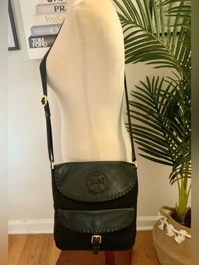 TORY BURCH MARION LEATHER & NYLON MESSENGER CROSSBODY BAG EUC!
